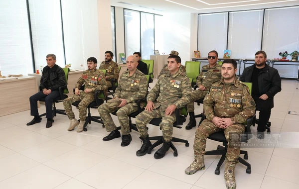 Şəhid ailələrinə, müharibə əlillərinə daha 200 mənzil və fərdi ev verilib - FOTO