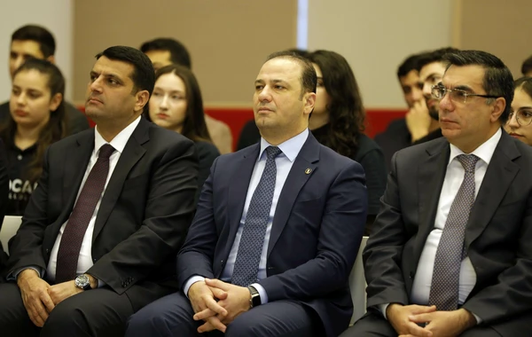 Rövşən Nəcəf: "Azərbaycan etibarlı enerji təchizatçısı kimi regionun lider dövlətinə çevrilib" - FOTO