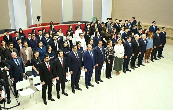 Rövşən Nəcəf: "Azərbaycan etibarlı enerji təchizatçısı kimi regionun lider dövlətinə çevrilib" - FOTO