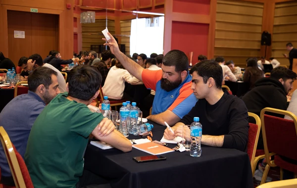 “Misli”nin sponsorluğu ilə Peşəkar İntellekt Liqası yekunlaşdı - FOTO