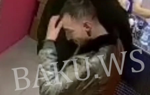 Bakıda 4 nəfər əlbir olub qəlyan mağazasını belə "soydu" - ANBAAN VİDEO