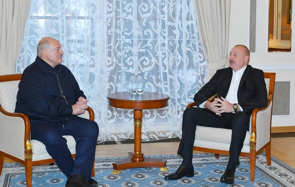Ильхам Алиев встретился в Санкт-Петербурге с Александром Лукашенко - ФОТО