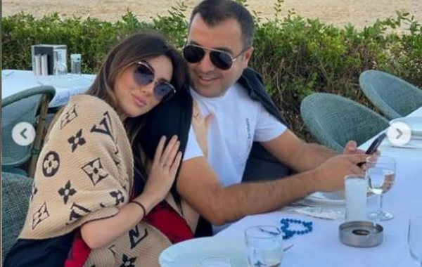 Safura Əlizadə ərinin ad gününü bu fotolarla təbrik etdi