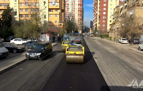 Bakının Elşən Süleymanov küçəsinin bir hissəsi təmir edilir - FOTO/VİDEO