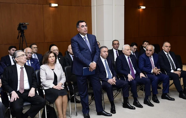 YAP Mərkəzi Aparatının və yerli təşkilatlarının 2024-cü il üçün gəlir-xərc smetaları təsdiqlənib - FOTO