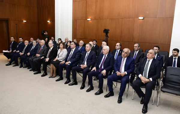 YAP Mərkəzi Aparatının və yerli təşkilatlarının 2024-cü il üçün gəlir-xərc smetaları təsdiqlənib - FOTO