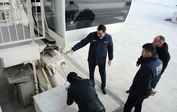 Nazirlik Yeni illə bağlı Bakıdakı attraksionlarda yoxlama apardı - FOTO