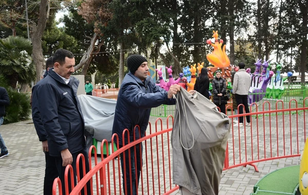 Nazirlik Yeni illə bağlı Bakıdakı attraksionlarda yoxlama apardı - FOTO