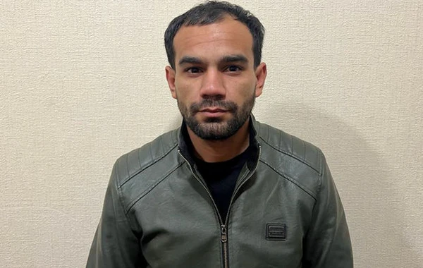 Bakıda pirotexniki vasitələrin sosial şəbəkələrdə onlayn satışı ilə məşğul olan şəxs saxlanılıb - FOTO/VİDEO