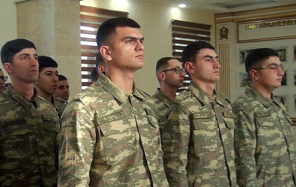 Müddətli həqiqi hərbi xidmət müddəti başa çatmış hərbi qulluqçular tərxis olunur - FOTO