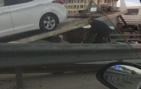Bakı-Sumqayıt yolunda qəza - Xəsarət alanlar var - FOTO/VİDEO