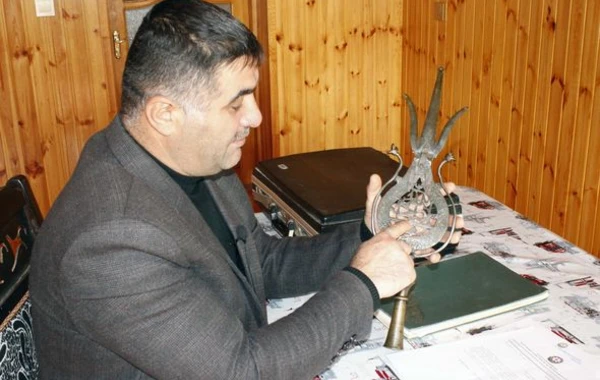 Şah İsmayılın döyüş bayrağının başlığı Astaranın kəndində qorunur - FOTO