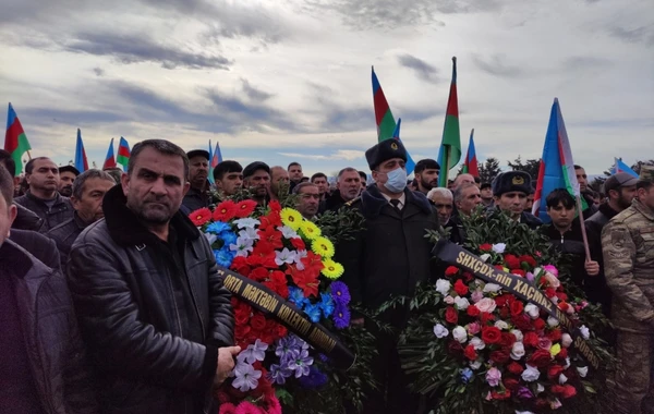 Состоялись похороны погибших накануне в ДТП в Лачыне военнослужащих - ОБНОВЛЕНО + ФОТО