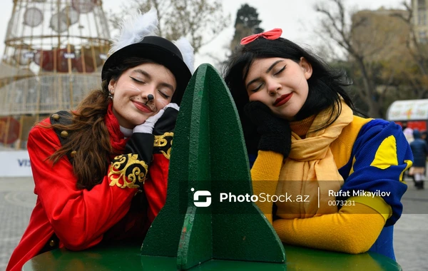 Yeni ilin yorğun qəhrəmanları - FOTOREPORTAJ