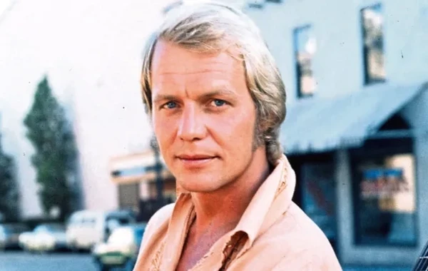 81 yaşlı aktyor vəfat etdi - FOTO