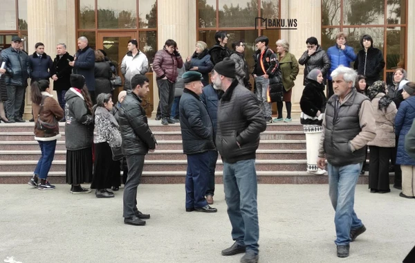 Айгюн Бейляр проводили в последний путь - ОБНОВЛЕНО + ФОТО/ВИДЕО