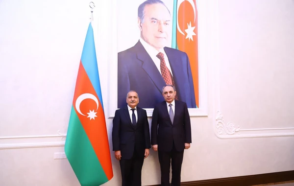 Baş prokurorun köməkçisi təqaüdə göndərilib - FOTO
