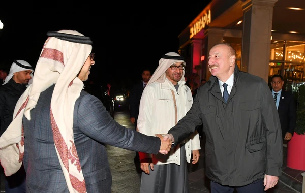 Prezident İlham Əliyevin adından BƏƏ liderinin şərəfinə rəsmi ziyafət verilib - FOTO