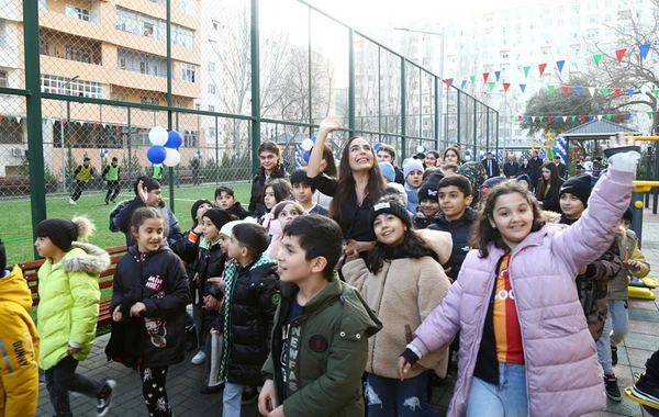 Leyla Əliyevanın iştirakı ilə “Bizim həyət” layihəsi çərçivəsində daha iki həyət yenilənərək sakinlərin istifadəsinə verilib - FOTO