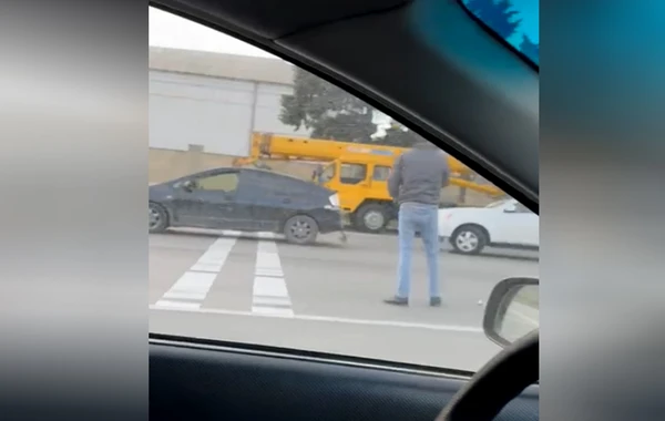 Bakıda "Prius"lar toqquşdu - VİDEO