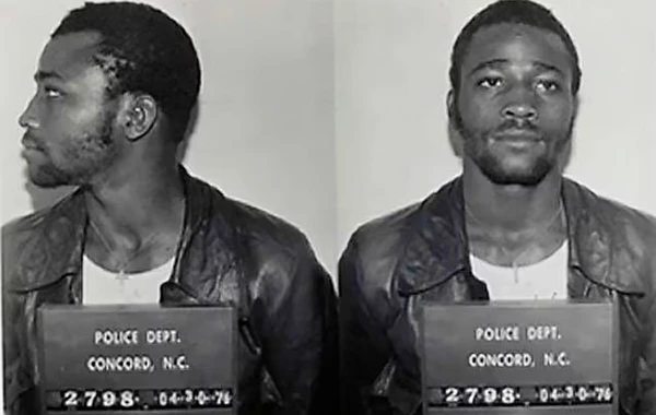 ABŞ-də 44 il haqsız yerə həbs yatan şəxsə 25 milyon dollar təzminat ödəniləcək - FOTO