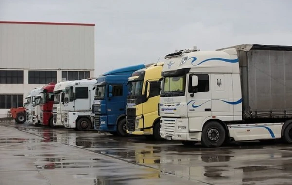 Азербайджан отправил очередную партию гумпомощи Украине - ФОТО