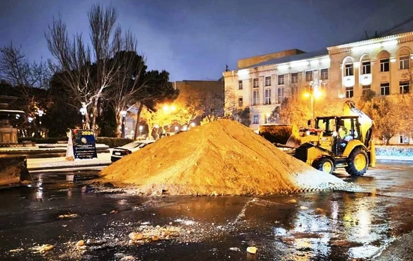BŞİH-in kommunal strukturları gecə gücləndirilmiş iş rejimində çalışıblar - FOTO