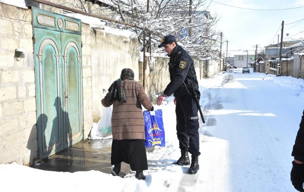Quba polisi qarlı hava ilə bağlı gücləndirilmiş rejimdə çalışır - FOTO