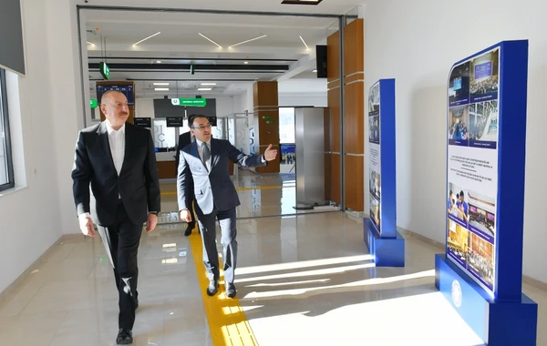 İlham Əliyev Lənkəran regional “ASAN xidmət” mərkəzinin açılışını edib - FOTO