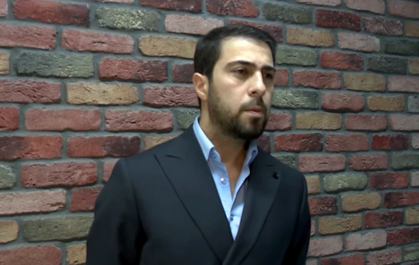 Aygünlə küsülü olduğu vaxtlardan danışan Namiq: "Xaricdə səhnə alırdıq" - VİDEO