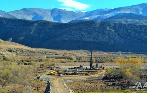 Azərbaycanın əsas hissəsini Naxçıvanla birləşdirən yol tikilir - FOTO/VİDEO