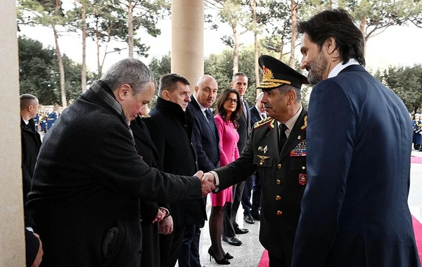 Zakir Həsənov slovakiyalı həmkarı ilə görüşüb - FOTO/VİDEO