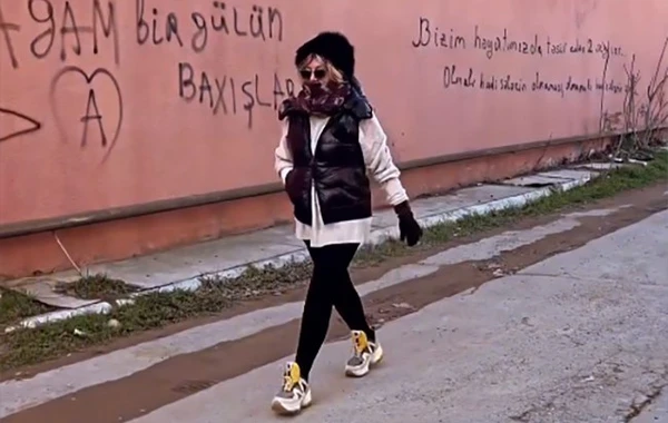 Brilliant Dadaşova bələdiyyədən şikayət etdi - VİDEO