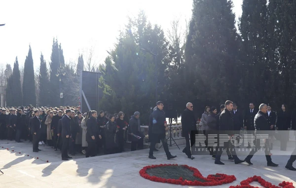 Qərb bölgəsində 20 Yanvar şəhidlərinin anım mərasimləri keçirilib - FOTO