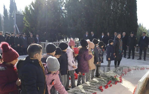 Qərb bölgəsində 20 Yanvar şəhidlərinin anım mərasimləri keçirilib - FOTO