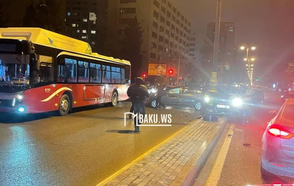 Bakıda "Prius"lar toqquşdu - FOTO/VİDEO