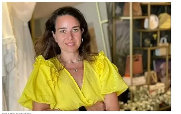 İş qadınına hücum edib saçını qopardılar - FOTO/VİDEO