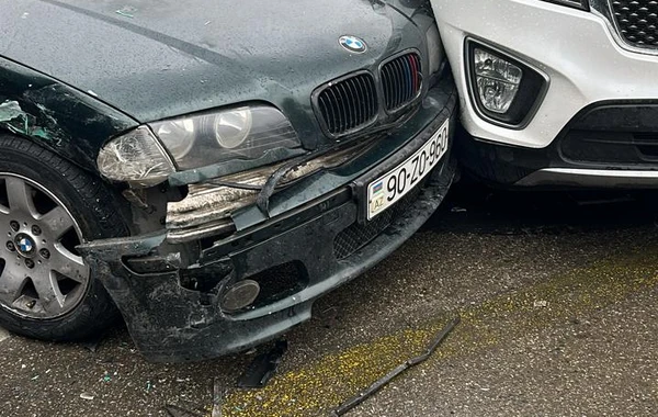 Bakıda dəmir yolu stansiyasında zəncirvari qəza olub - FOTO