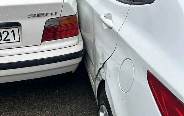 Bakıda dəmir yolu stansiyasında zəncirvari qəza olub - FOTO