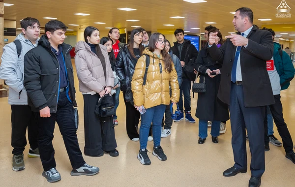 Bakı hava limanında ADA Məktəbinin şagirdləri üçün ekskursiya keçirilib - FOTO