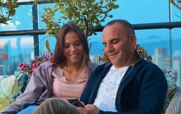 23 yaşlı Kristina 11 uşaq anasıdır - FOTOLAR