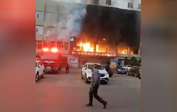 Çində çoxmərtəbəli yaşayış binasında yanğın - 39 ÖLÜ, 9 YARALI