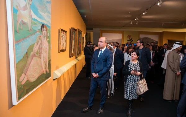 Heydər Əliyev Mərkəzində gürcü rəssamın sərgisi açılıb - FOTO