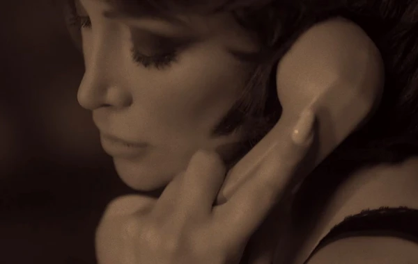 Nigar Camal peşman qadın obrazında - FOTO/VİDEO