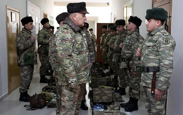 Керим Велиев проверил процесс подготовки к новому учебному периоду в воинских частях - ФОТО/ВИДЕО
