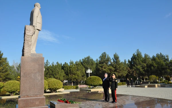 Kəmaləddin Heydərov Hacıqabulda vətəndaşları qəbul edib - FOTO