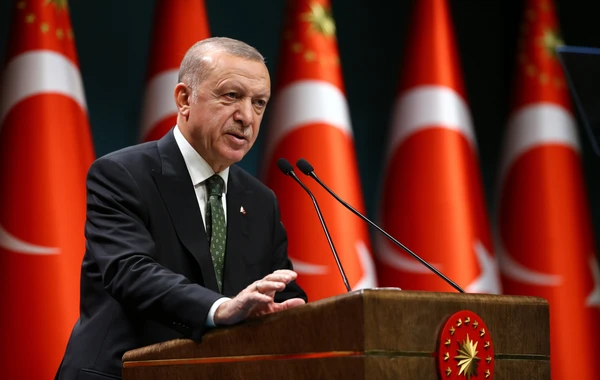 Ərdoğan kilsədəki insidentdən danışdı