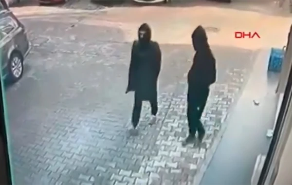 Kilsəyə hücum edən İŞİD-çilər əqli qüsurlu şəxsi öldürüblər - VİDEO