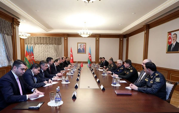 Zakir Həsənov və Hulusi Akar regional təhlükəsizlik məsələlərini müzakirə ediblər - FOTO