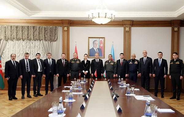 Zakir Həsənov və Hulusi Akar regional təhlükəsizlik məsələlərini müzakirə ediblər - FOTO